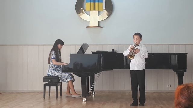 Володимир-Волинська ДМШ. " Подорожній в ночі", "Червона рута" смотреть онлайн