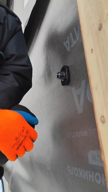 Монтаж ветрозащитной мембраны