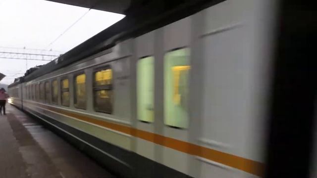 Электропоезд ЭД4М-0471 ЦППК станция Солнечная 26.02.2020 смотреть онлайн