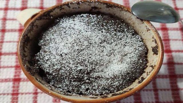 Шоколадный кекс на ряженке в микроволновке