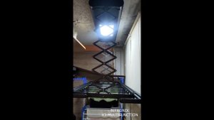 Умная потолочная сушилка Bitronix x3 multifunction в черном цвете на балконе