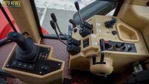 Что было в кабине старого К 700, а что теперь внутри нового Кировца?