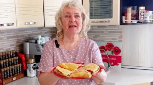 Омлет с кунжутом, сыром 🧀 и помидорами 🍅 / Отличный завтрак на сковороде
