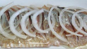 Маринованная сельдь