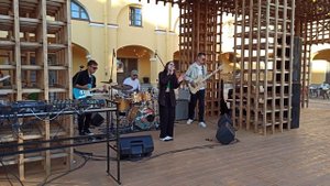 Концерт группы «Штрудель» в Никольских рядах Санкт-Петербурга