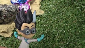 Герои в Масках нашли сокровища используя спиннер