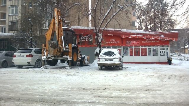 Уборка снега в Алматы 21.11.2016 смотреть онлайн