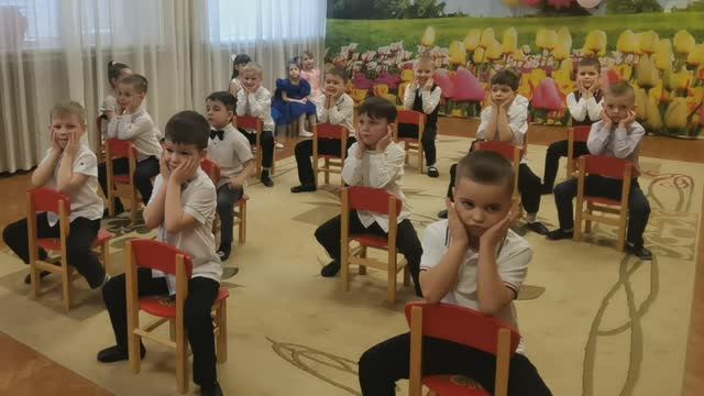 В краю магнолий. Танец мальчиков на выпускной или 8 марта. Танец со стульчиками.