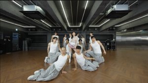 CHUNG HA (청하) - 'STRESS' dance practice mirrored