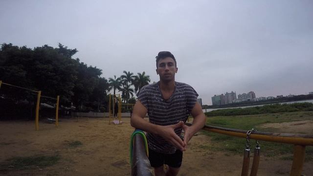 6 КИТОВ здоровой спины смотреть онлайн