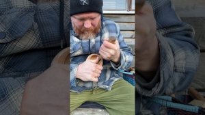 Как вырезать куксу (ковш, чарку, чашку) из дерева.