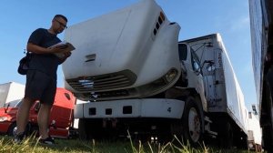 Сдаем экзамен по вождению на траках в США