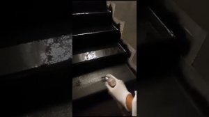 Резиновая краска по Бетону WHITEBASE для лестницы с противоскользящим эффектом