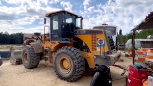 Фронтальные погрузчики XCMG ZL 50 система Yixin Pro