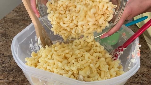 KAHIT HINDI PA PASKO MAG CHICKEN MACARONI SALAD TAYO | HOW TO MAKE CHICKEN MACARONI SALAD смотреть онлайн