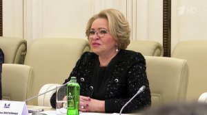 Валентина Матвиенко в Баку встретилась с лидером Азербайджана и руководством парламента