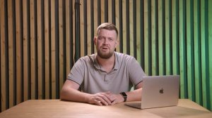 Работает только на зарядке MacBook