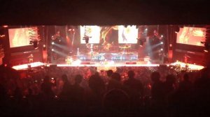 Guns N Roses - Paradise City Live Las Vegas