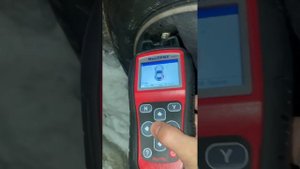 Проверка датчиков TPMS прибором Autel TS508WF