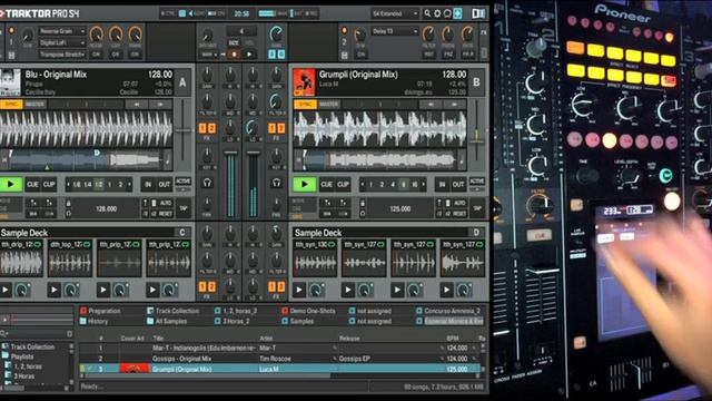 TRAKTOR PRO 2 / S4 & Pioneer DJM-2000 (MIDI Mapping) смотреть онлайн