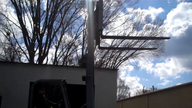 Clark 20,000 Lb. Propane Yard Forklift - Tag# 112144 смотреть онлайн