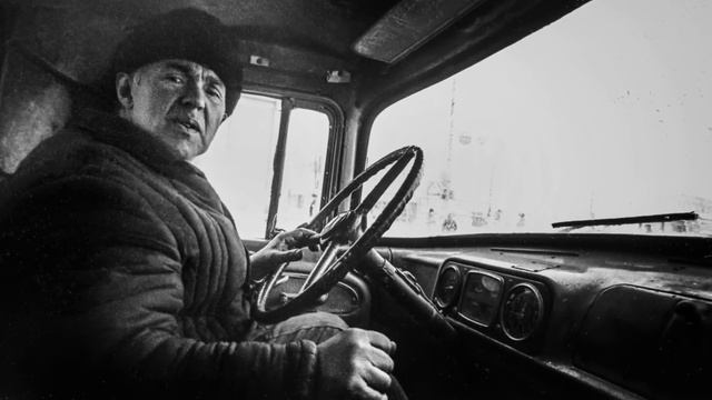 Уникальная особенность, которая была только на Советских грузовиках! смотреть онлайн