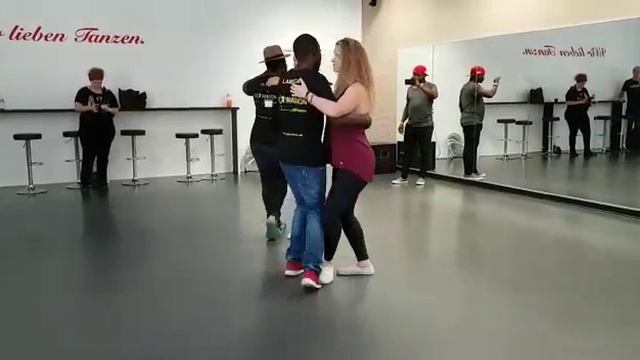 Kizomba casamento ,harmony Teachers:Paola,Lamsca,Franky kizzfly смотреть онлайн