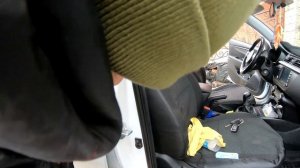 Смазываем за копейки уплотнительные резинки дверей авто они становятся как новые!