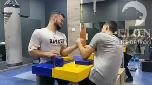 Rustam Babaev armwrestling practice / Практика по армрестлингу с Рустамом Бабаевым
