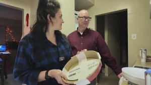 семейная распаковка посуды из Икеа