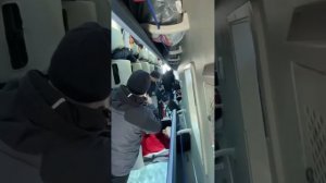 Возвращались с вахты, дунул ветер, стало скользко. Автобус прилёг набок