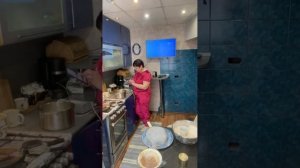 Вот это я выдала! Понабежали да такого нажелали! Пеку трубочки в прямом эфире.