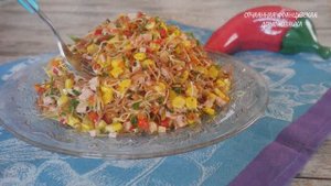 Салат с жареной вермишелью — изумительно вкусно! 🥗✨