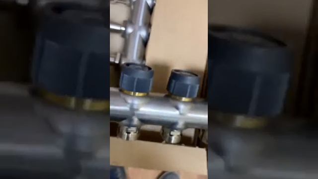 Коллектор для теплого пола с расходомерами Oventrop 1"-3/4" 4 выхода Multidis SF