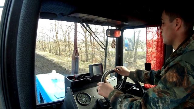 Досеваем яровой ячмень после ремонта трактора. смотреть онлайн