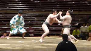 Ryuko (5-1) - Hokutohomare (4-2) , Sumo : Natsubasho '17
