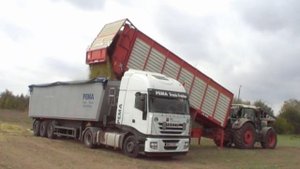 ANNABURGER Fieldliner Silage und Häckselgut Überlader und Transporter - Silage Chaser Bin