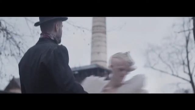 Rammstein - Mein Herz Brennt (Mutter Album Version) смотреть онлайн