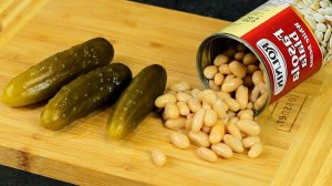 Беру Солёные Огурцы и Банку Фасоли Готовлю Гениальный салат! Вкусный рецепт из простых продуктов!