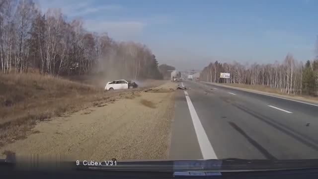 СУМАСШЕДШИЕ ВОДЯТЛЫ смотреть онлайн