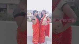 Mature aunty deep saree navel show