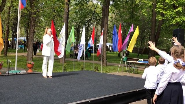 Олеся выступает в РОЦ № 76 смотреть онлайн