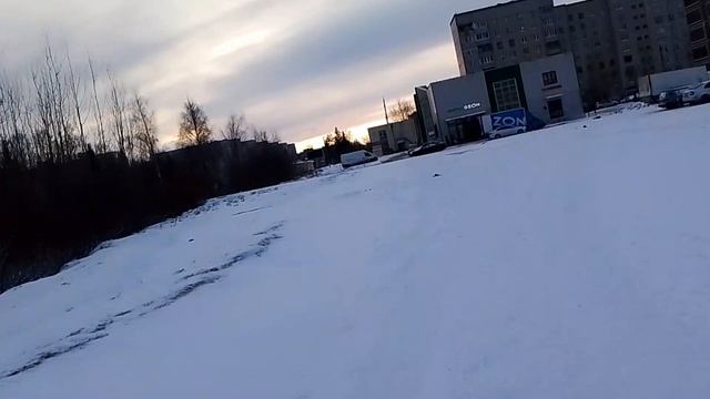 В мегаполисе на закате
