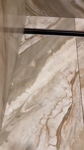 Идеальный душевой трап из керамогранита. смотреть онлайн