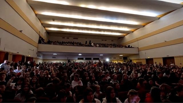 Екатерина Мизулина пообщалась с молодёжью областной столицы