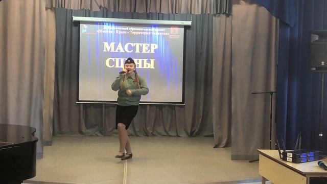 Олеся Тараненко исполняет песню "Идет солдат по городу". смотреть онлайн