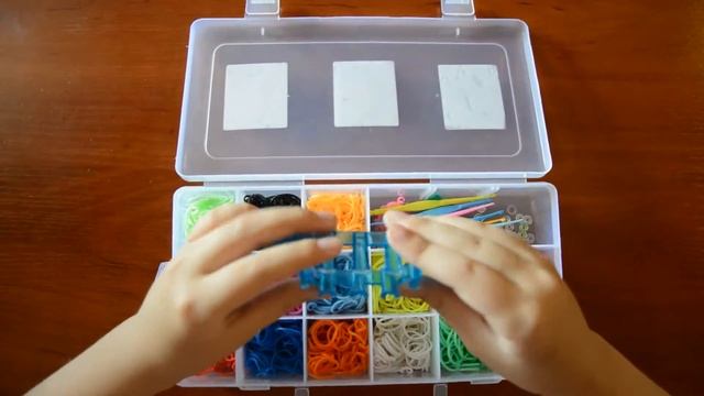 Набор резиночек Rainbow Loom смотреть онлайн
