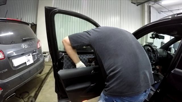 Доводчики дверей на VW Tiguan от компании Rulium смотреть онлайн