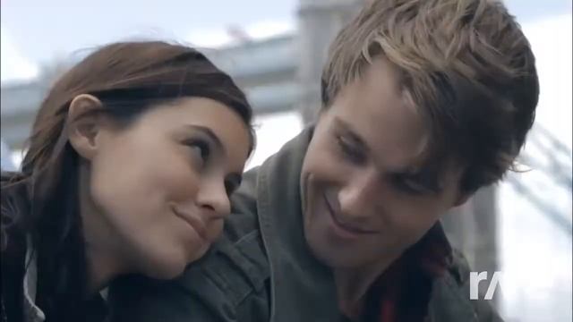 Just A Anaconda - Nicki Minaj & Lady Antebellum | RaveDJ смотреть онлайн