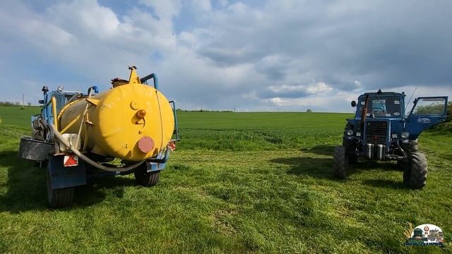 Команда из 3 трактор Мтз 82 и 952.2 вывозят воду и опрыскивают пшеницу! смотреть онлайн